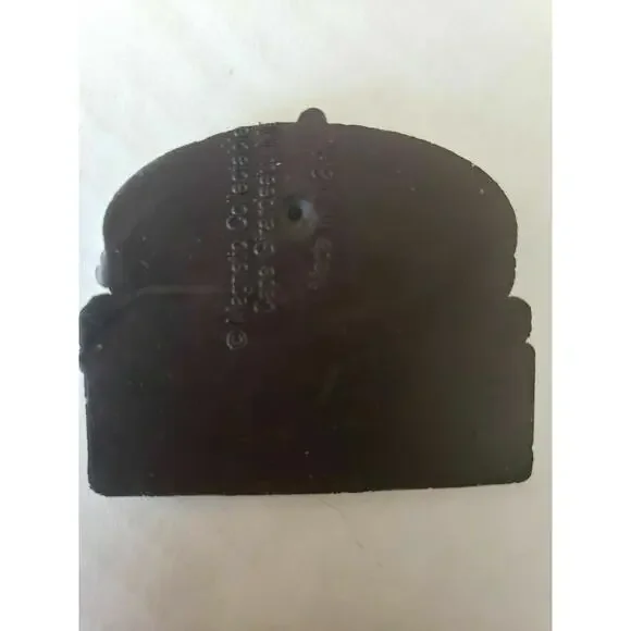 Vintage Kewadin Casino Sault Ste. Marie, MI Souvenir Magnet Rare New Collector - Picture 3 of 3